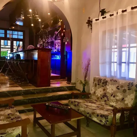 Dionysos Apartahotel