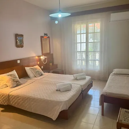 Dionysos Apartahotel