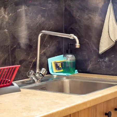 Dionysos 3*