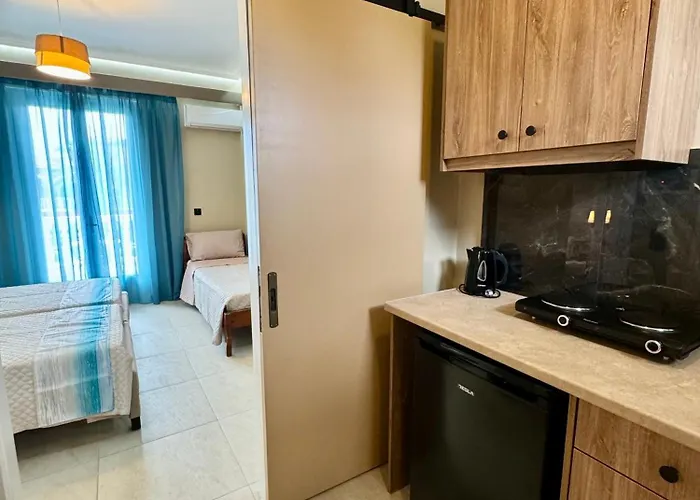 Lägenhetshotell Dionysos 3*