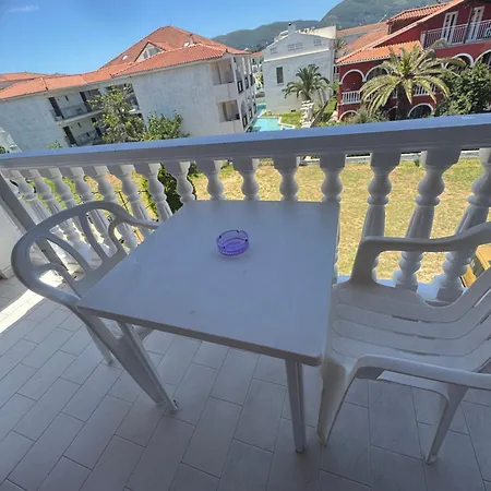 Dionysos Aparthotel