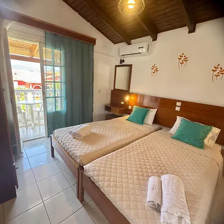 Dionysos Aparthotel