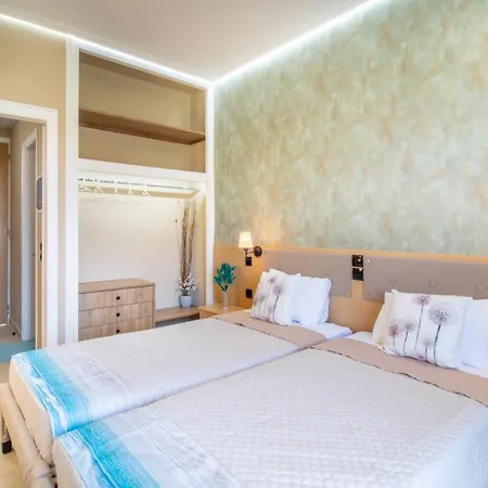Dionysos Aparthotel