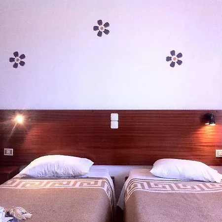 Dionysos Aparthotel 3*