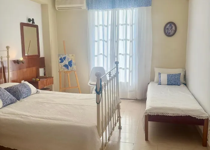 Dionysos 3* لاغاناس