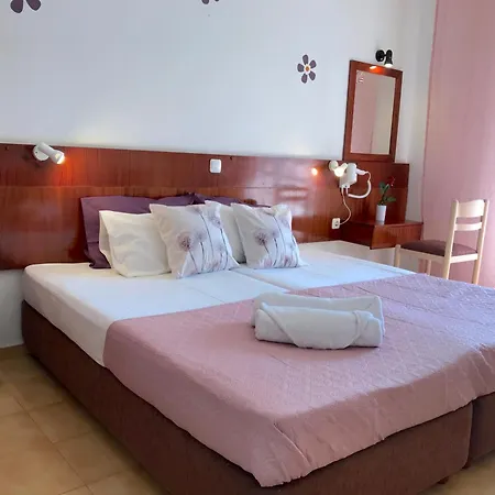 Dionysos Apartmanhotel Laganász