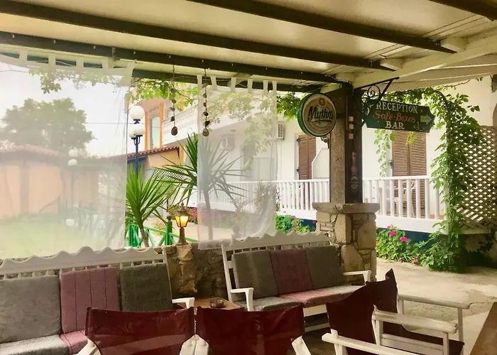Aparthotel Dionysos 3*