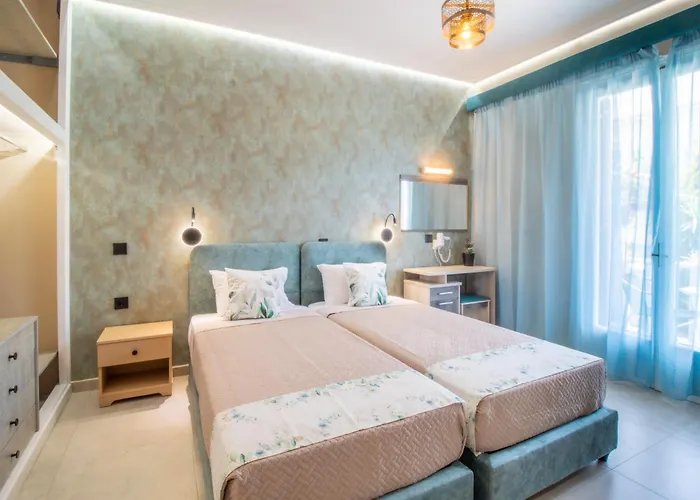 Dionysos Aparthotel 3*