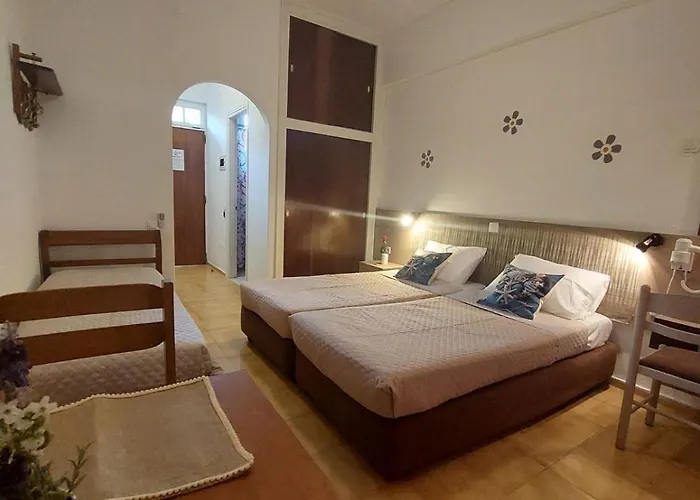 Aparthotel Dionysos 3*