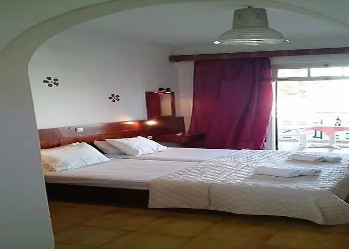 Aparthotel Dionysos 3*
